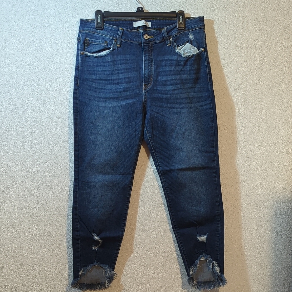 KanCan Estilo Jeans Women Size 15 / 31 Blue Distressed